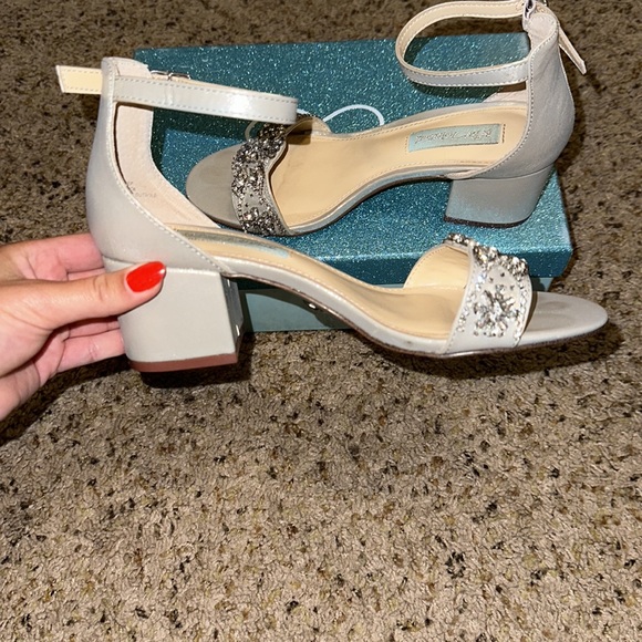 Betsey Johnson Silver Heels - Picture 3 of 5